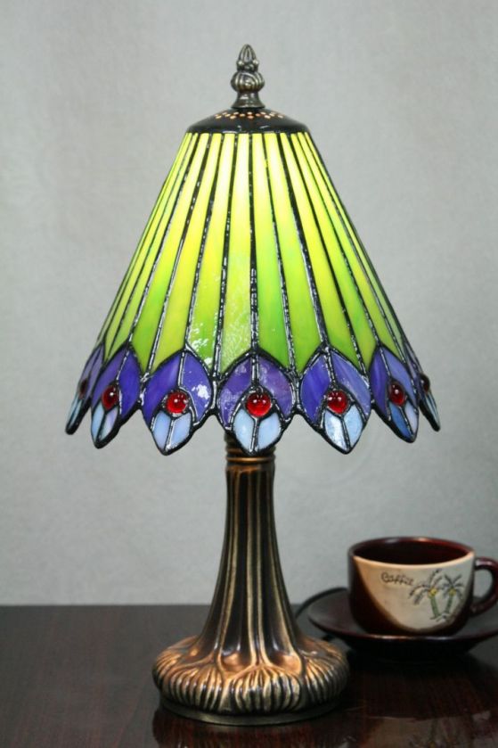 Tiffany 8 Inch 1 Table Lamp - DETAIL_27388928_283830_3319717 - handcrafted Tiffany stained glass lamp