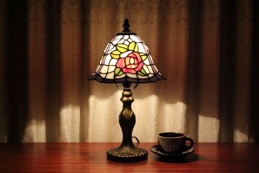 Tiffany 8 Inch 1 Table Lamp - DETAIL_27388928_283830_3319802 - handcrafted Tiffany stained glass lamp