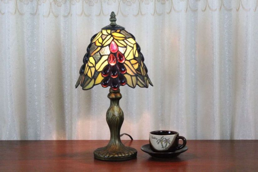 Tiffany 8 Inch 2 Table Lamp - DETAIL_27388928_283831_3319831 - handcrafted Tiffany stained glass lamp