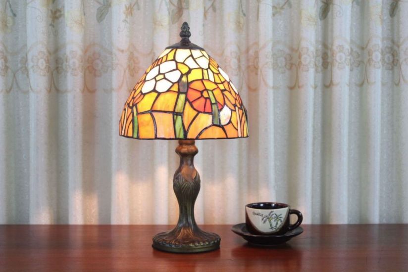 Tiffany 8 Inch 2 Table Lamp - DETAIL_27388928_283831_3319854 - handcrafted Tiffany stained glass lamp
